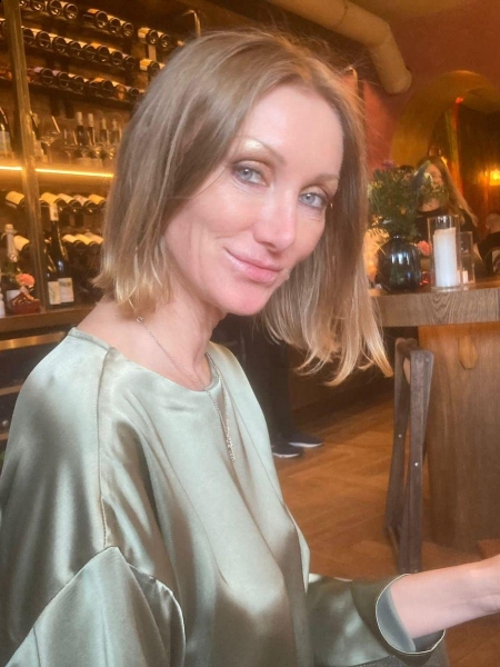 Ella / Réf. 9542 / Adhérente Agence Amélie