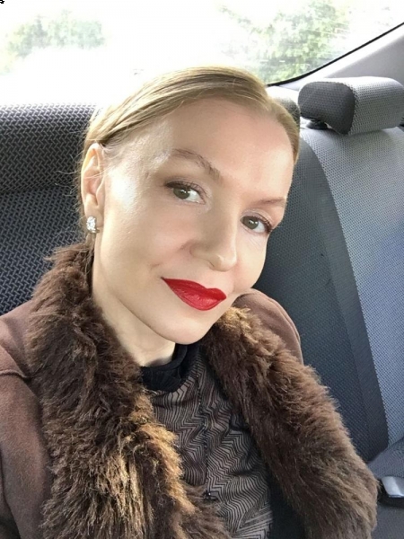 Olga / Réf. 9643 / Adhérente Agence Amélie