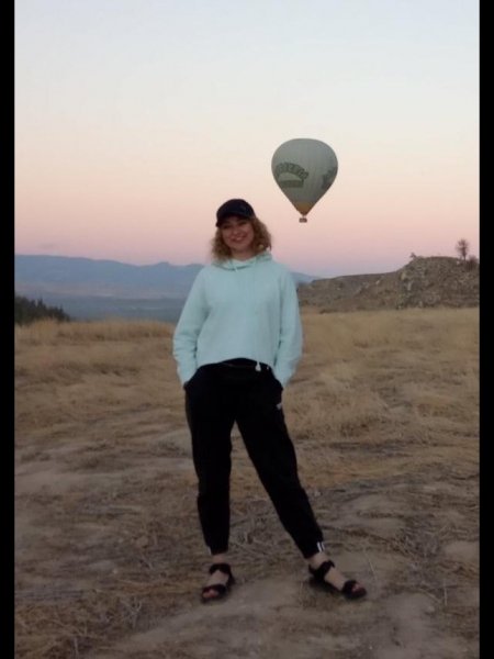 Olga (Pologne) / Réf. 9653 / Adhérente Agence Amélie