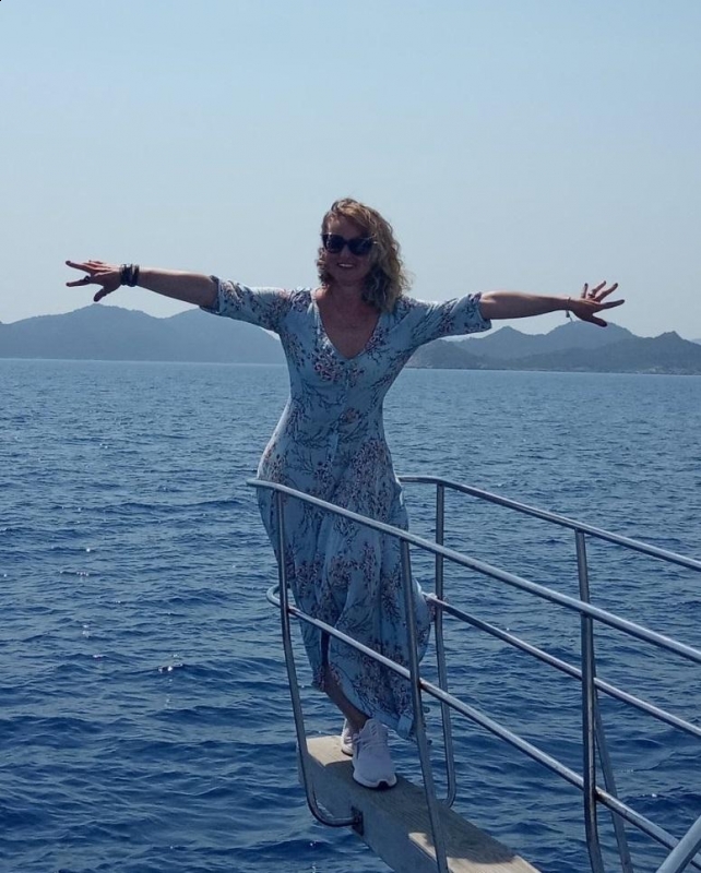 Photo de Olga (Pologne) / Réf. 9653 / Agence Amélie