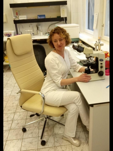 Olga (Pologne) / Réf. 9653 / Adhérente Agence Amélie