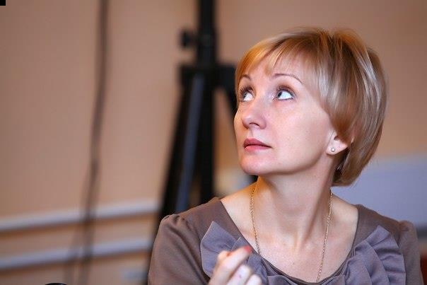 Photo de Victoria / Réf. 9657 / Agence Amélie