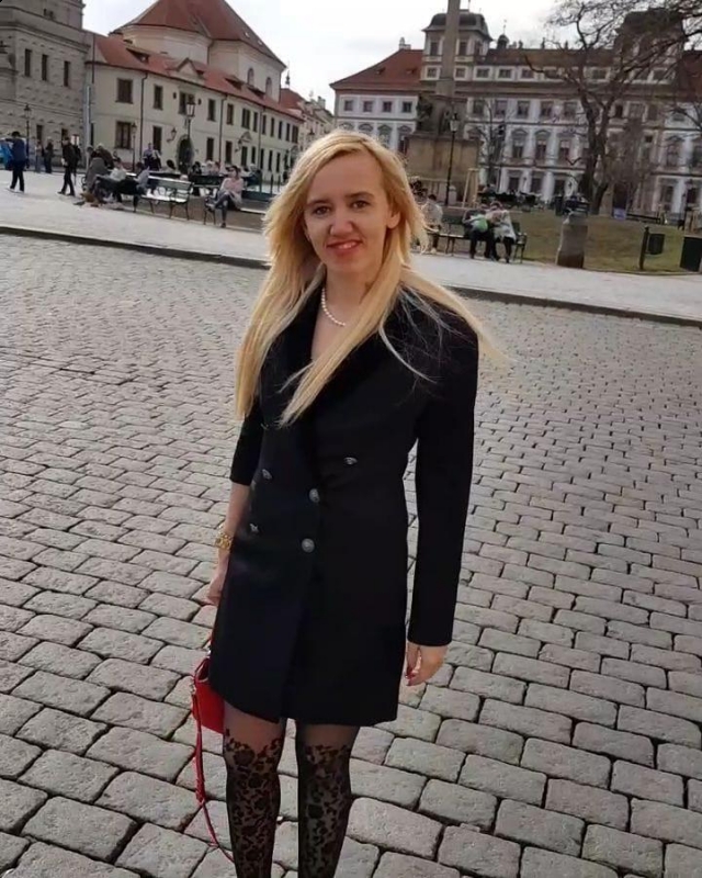 Photo de Yuliya (Italie) / Réf. 9698 / Agence Amélie