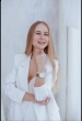 Vignette de la photo de Elina ( Bientôt à Paris ) / Réf. 630693