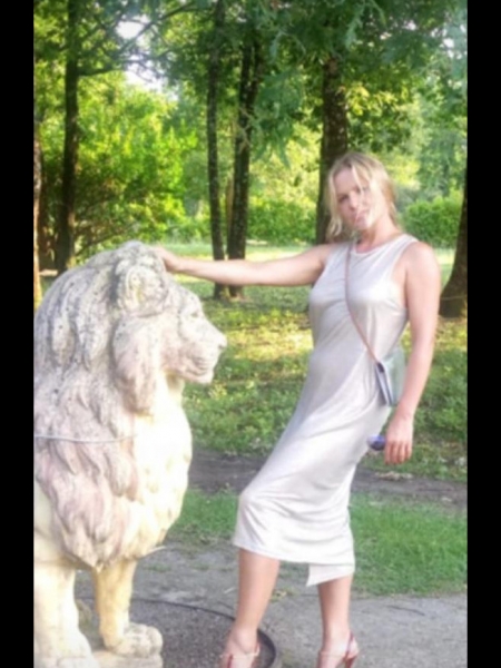 Yulia / Réf. 9735 / Adhérente Agence Amélie