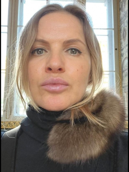 Yulia / Réf. 9735 / Adhérente Agence Amélie