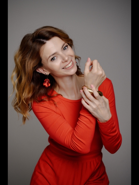 Olga (Serbie) / Réf. 93818 / Adhérente Agence Amélie