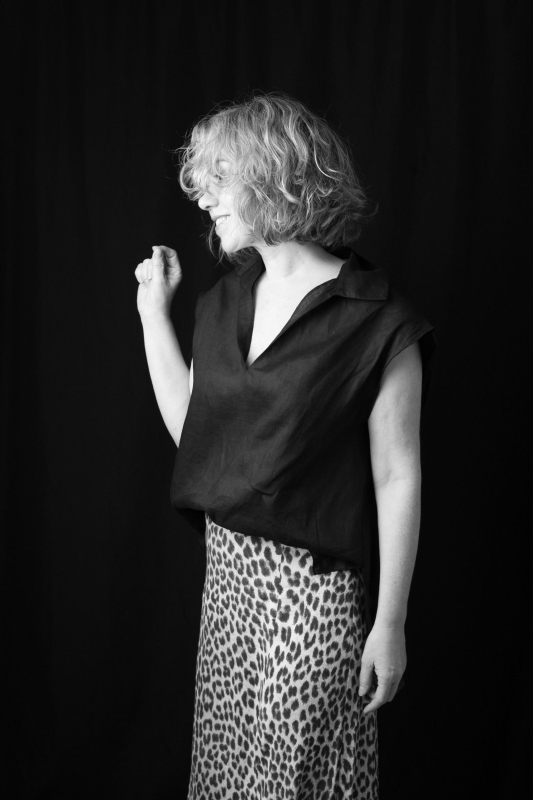 Photo de Olga (Paris) / Réf. 9756 / Agence Amélie