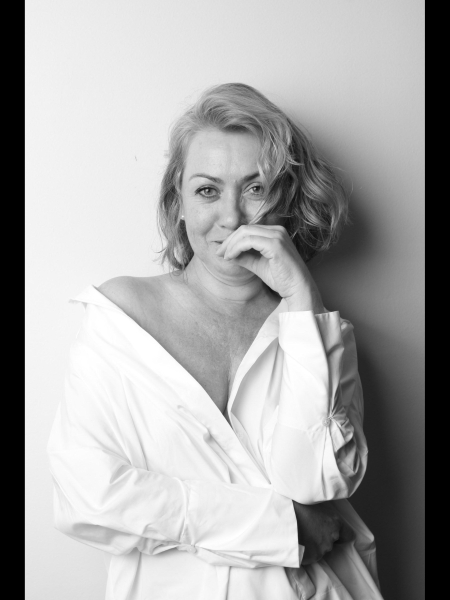 Olga (Paris) / Réf. 9756 / Adhérente Agence Amélie