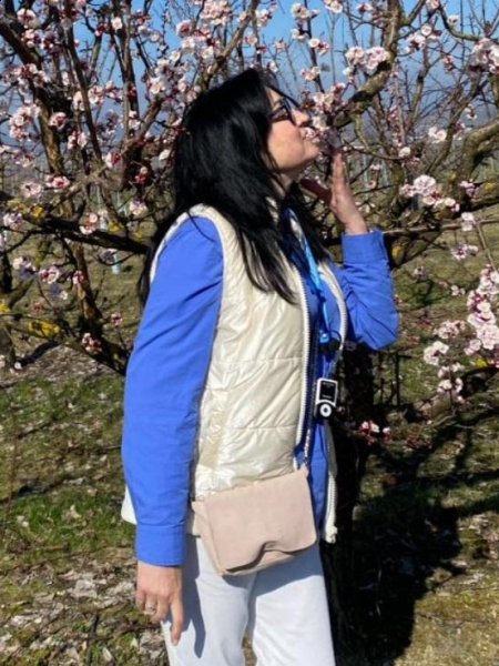 Marina (Autriche) / Réf. 9843 / Adhérente Agence Amélie