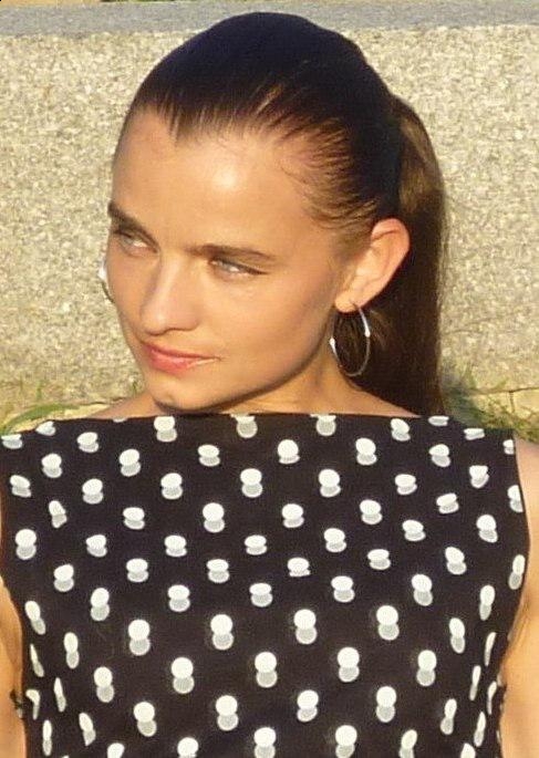 Photo de Anzhela / Réf. 9856 / Agence Amélie
