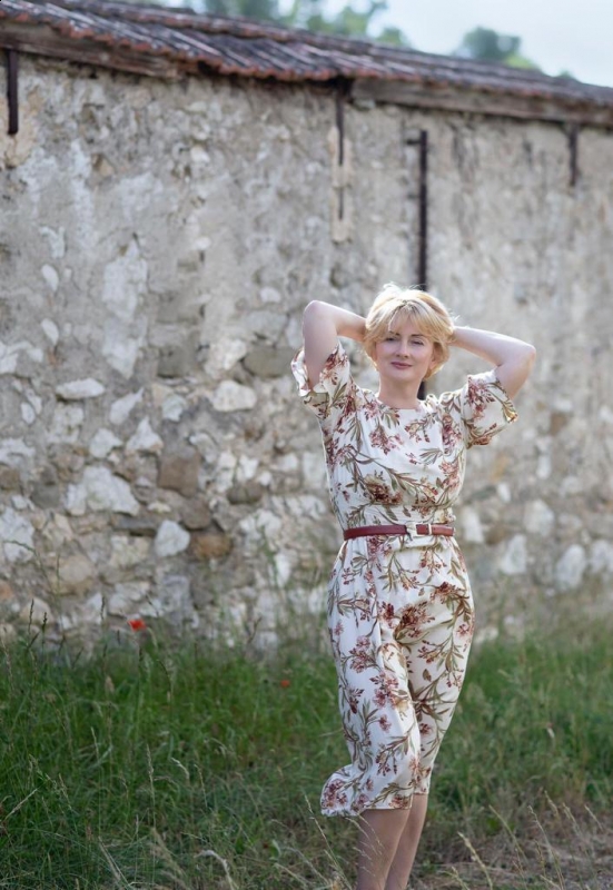 Photo de Svetlana (Genève) / Réf. 9910 / Agence Amélie