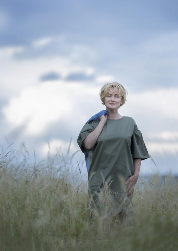 Photo de Svetlana (Genève) / Réf. 9910 / Agence Amélie