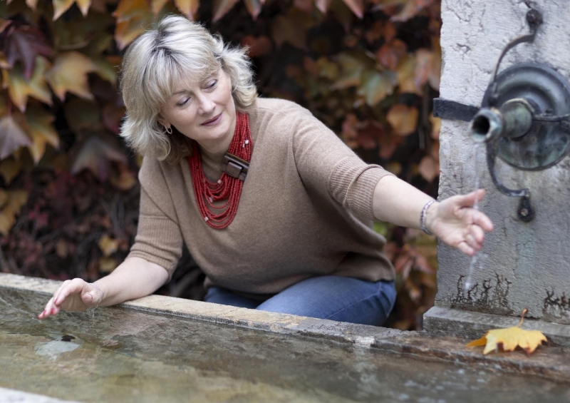 Photo de Svetlana (Genève) / Réf. 9910 / Agence Amélie