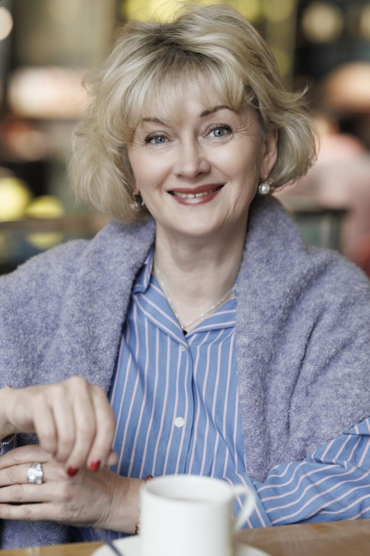 Photo de Svetlana (Genève) / Réf. 9910 / Agence Amélie