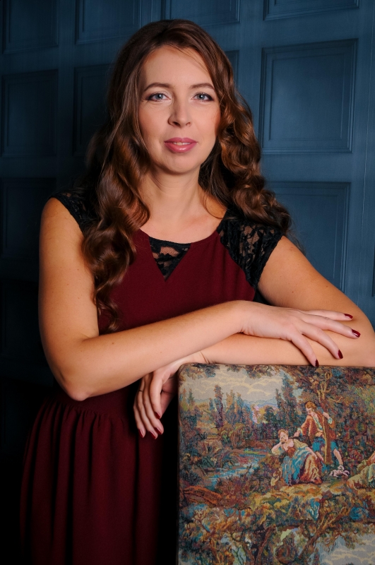 Photo de Nadezhda (souvent en Espagne) / Réf. 9917 / Agence Amélie