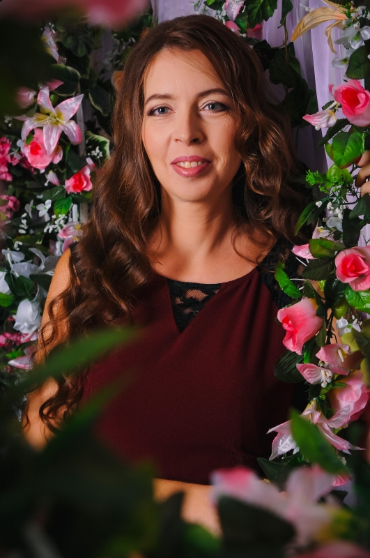 Photo de Nadezhda (souvent en Espagne) / Réf. 9917 / Agence Amélie