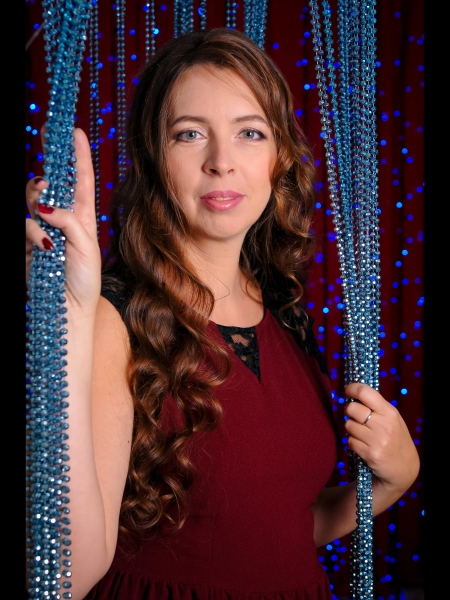 Nadezhda (souvent en Espagne) / Réf. 9917 / Adhérente Agence Amélie