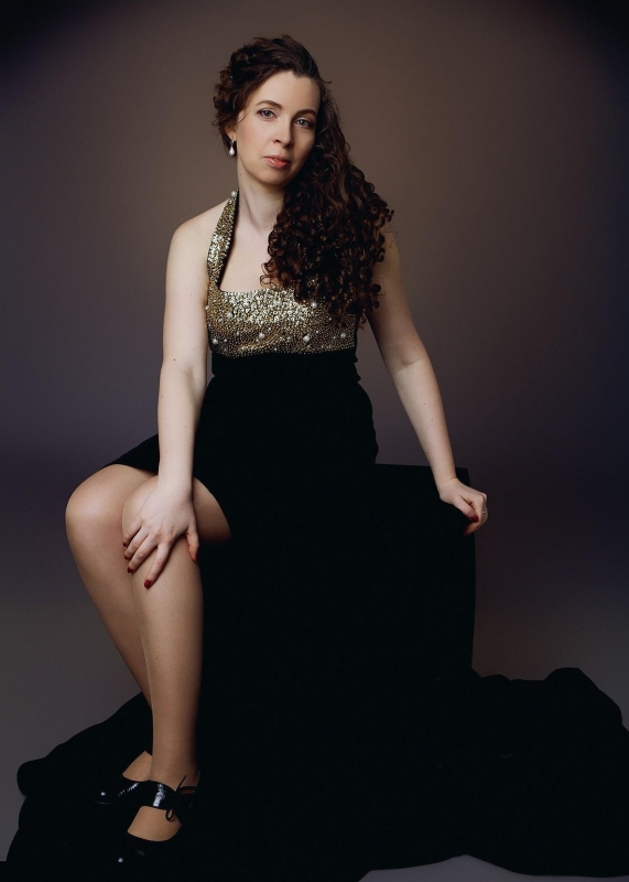 Photo de Nadezhda (souvent en Espagne) / Réf. 9917 / Agence Amélie