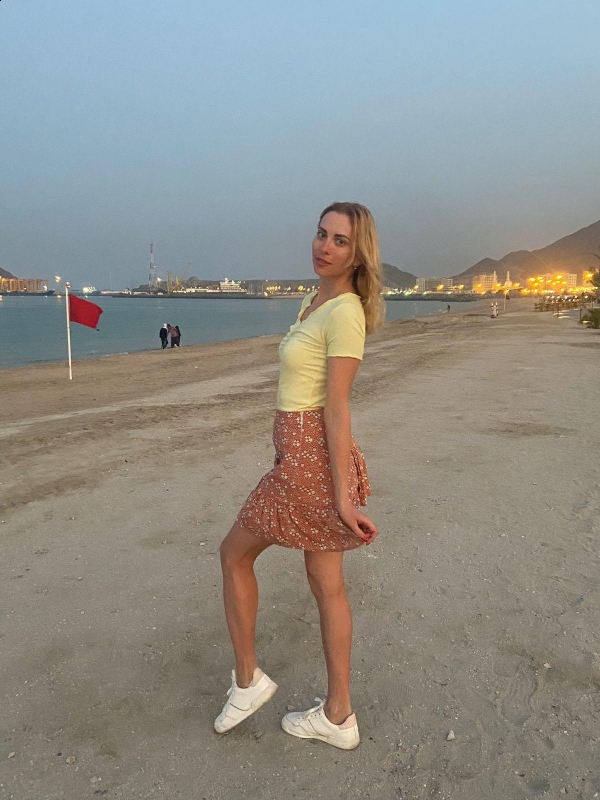 Photo de Yulia / Réf. 470 / Agence Amélie