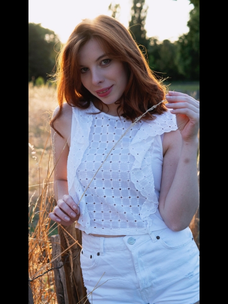 Anastassia / Réf. 9930 / Adhérente Agence Amélie