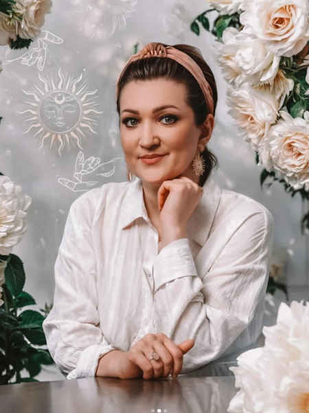 Elena / Réf. 9966 / Adhérente Agence Amélie