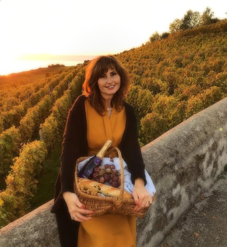 Photo de Tatiana (Genève) / Réf. 9982 / Agence Amélie