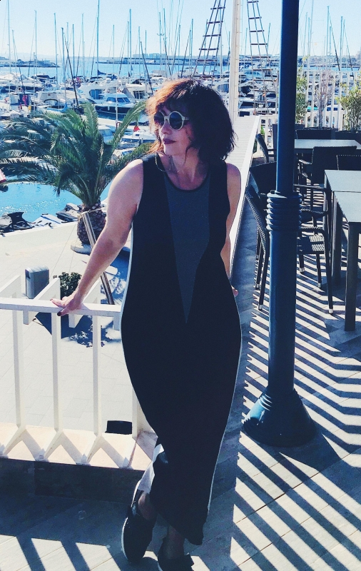 Photo de Tatiana (Genève) / Réf. 9982 / Agence Amélie