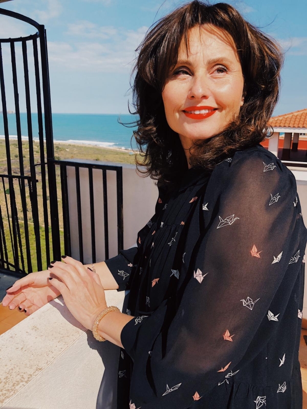 Photo de Tatiana (Genève) / Réf. 9982 / Agence Amélie