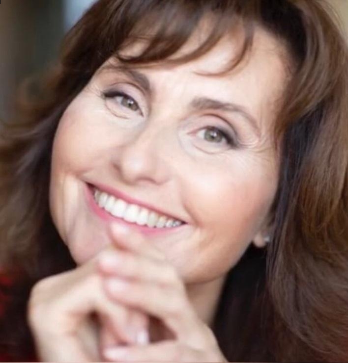 Photo de Tatiana (Genève) / Réf. 9982 / Agence Amélie