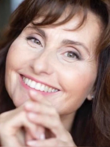 Tatiana (Genève) / Réf. 9982 / Adhérente Agence Amélie