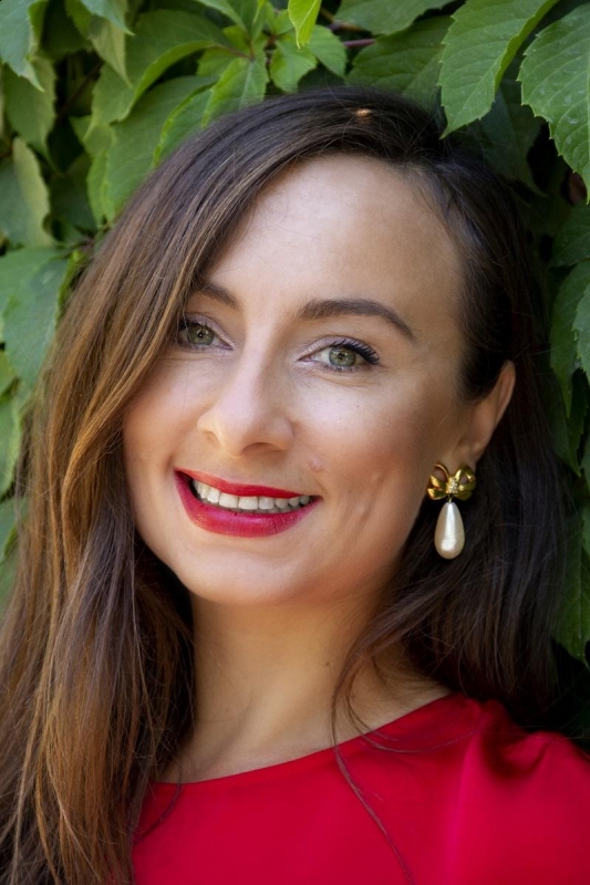 Photo de Maria (Bientôt à Paris) / Réf. 91001 / Agence Amélie