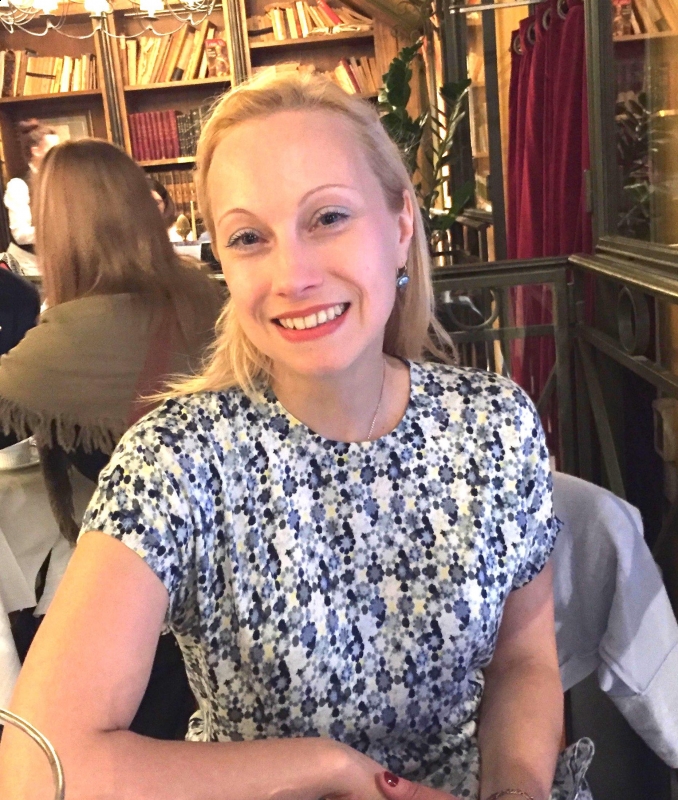 Photo de Elena (Paris) / Réf. 91018 / Agence Amélie