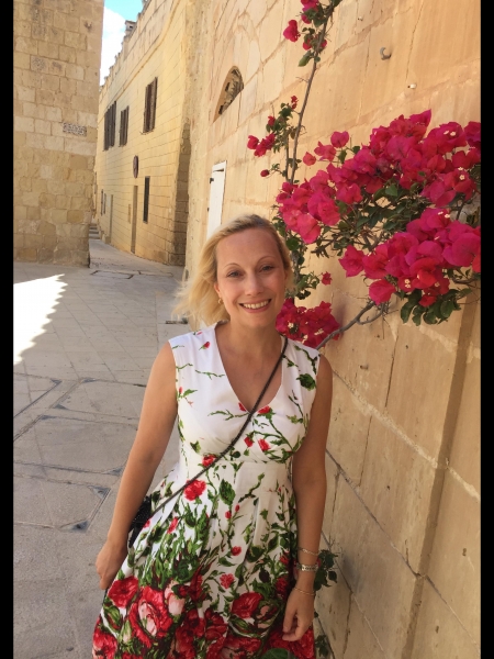 Elena (Paris) / Réf. 91018 / Adhérente Agence Amélie