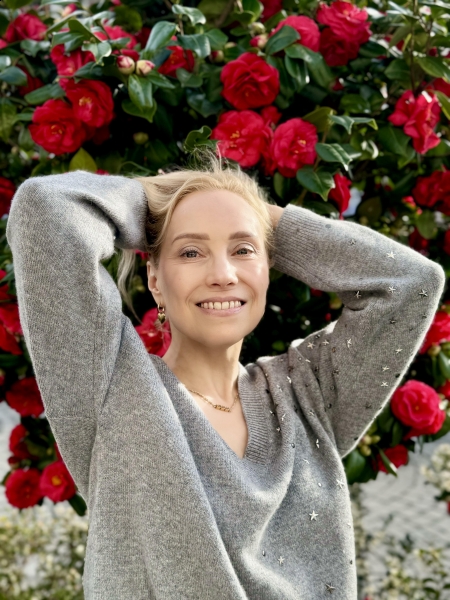 Elena (Paris) / Réf. 91018 / Adhérente Agence Amélie