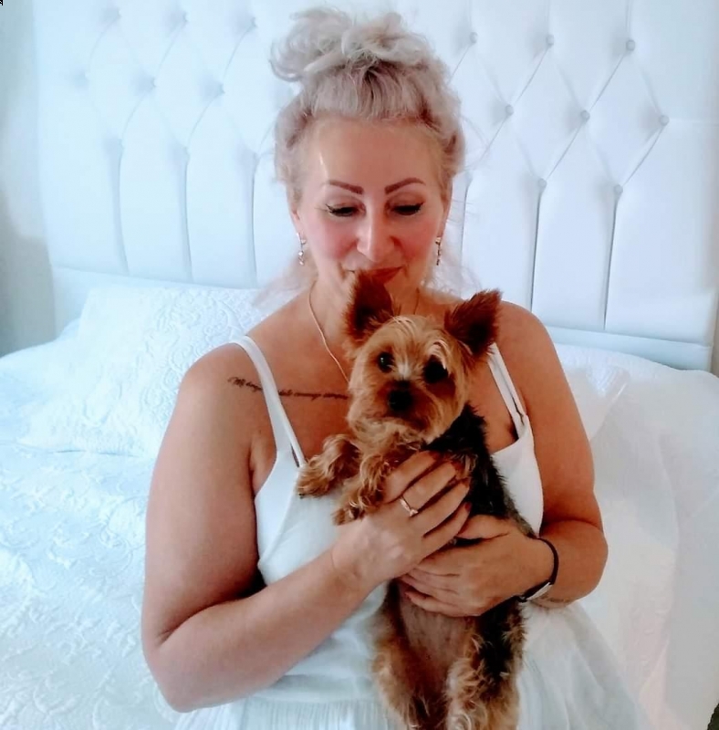 Inna (Espagne), jolie femme en Espagne, disponible pour une rencontre