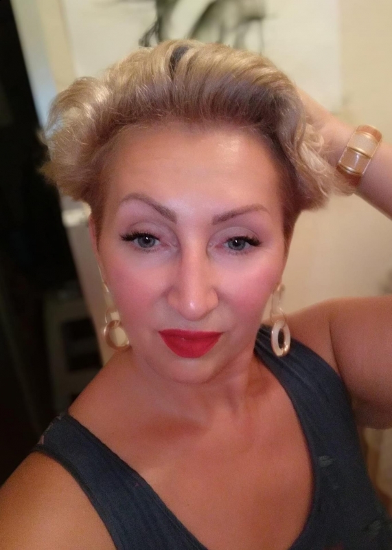Inna (Espagne), jolie femme en Espagne, disponible pour une rencontre